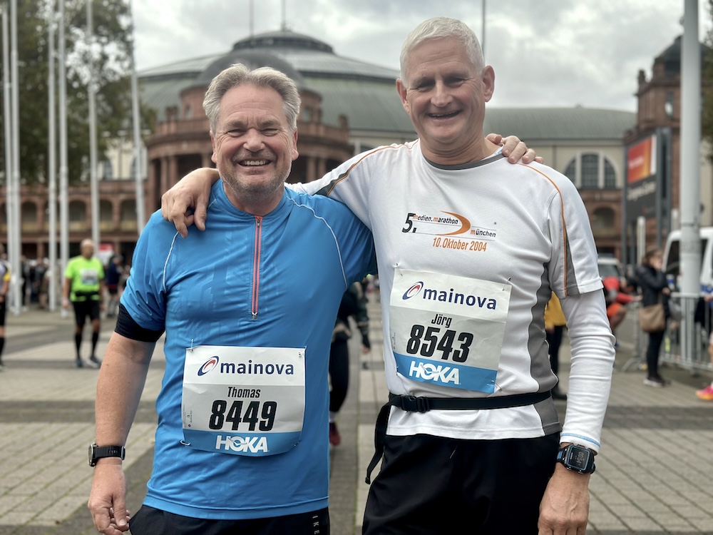 Jörg Hanne und Thomas Zahl absolvieren erfolgreich den Frankfurt-Marathon